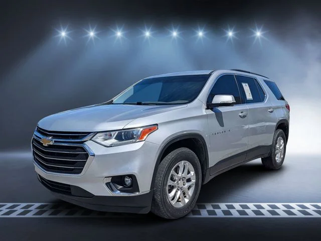 Used 2020 Silver Ice Metallic Chevrolet LT image 5