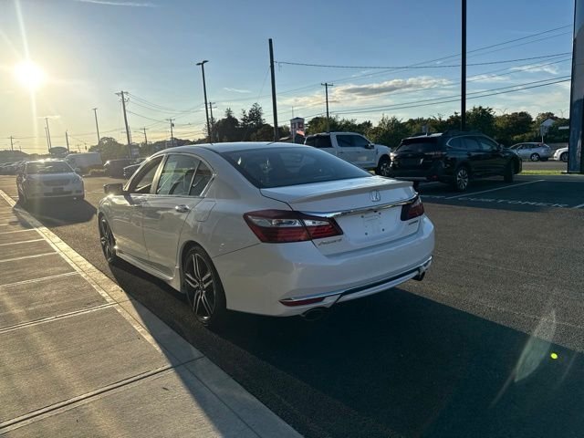 Used 2016 White Honda Sport image 5