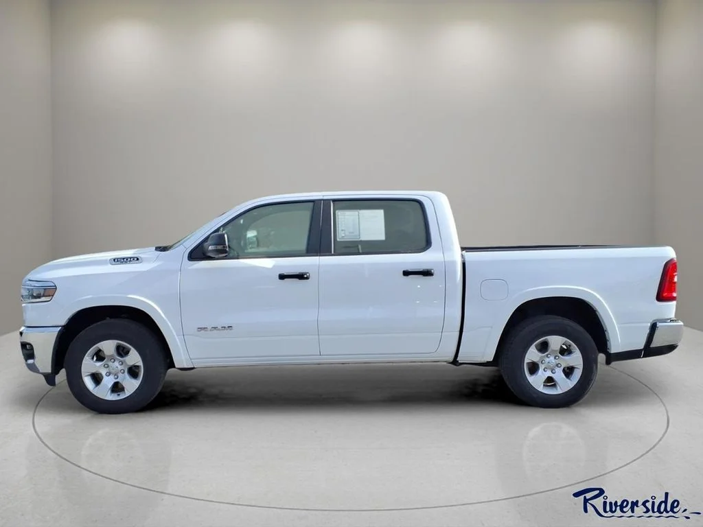 Certified Used 2025 White Ram Big Horn/Lone Star image 6