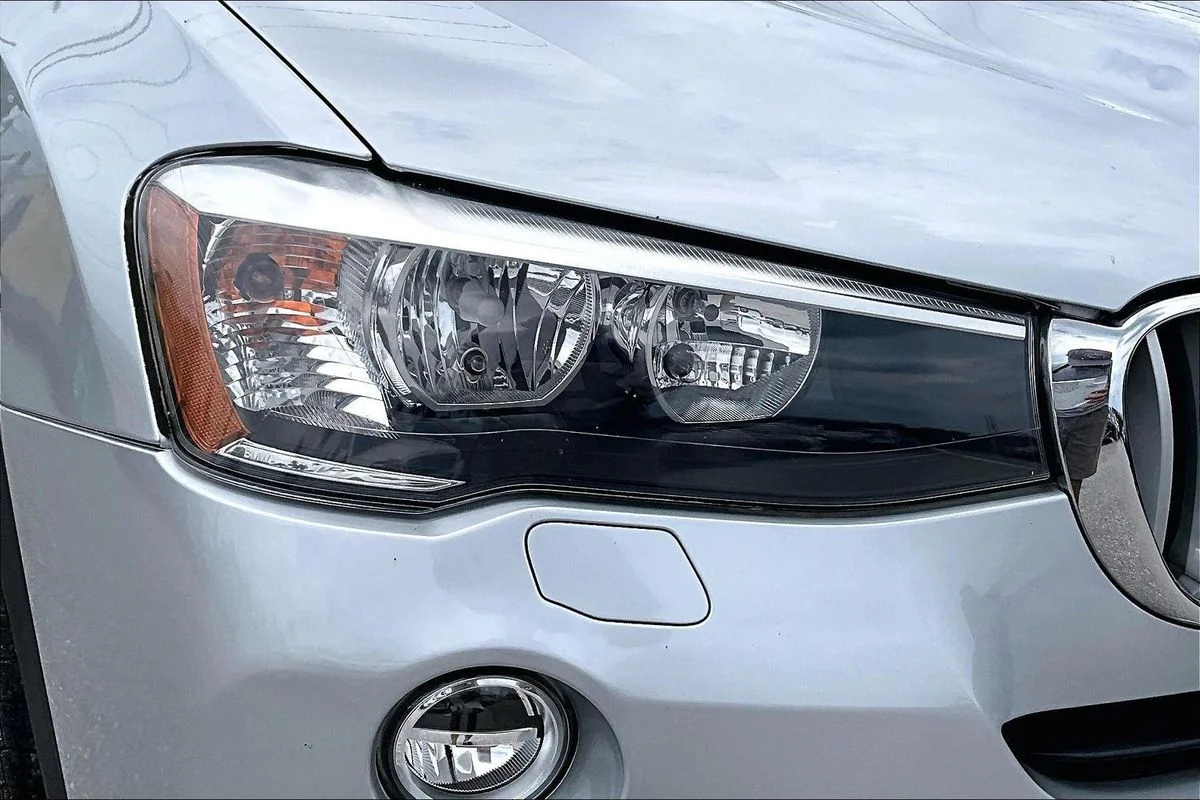 Used 2017 Silver BMW xDrive28i image 34