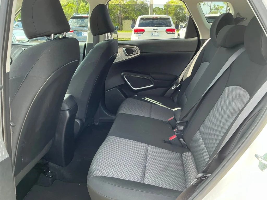 Used 2025 White Kia LX image 28