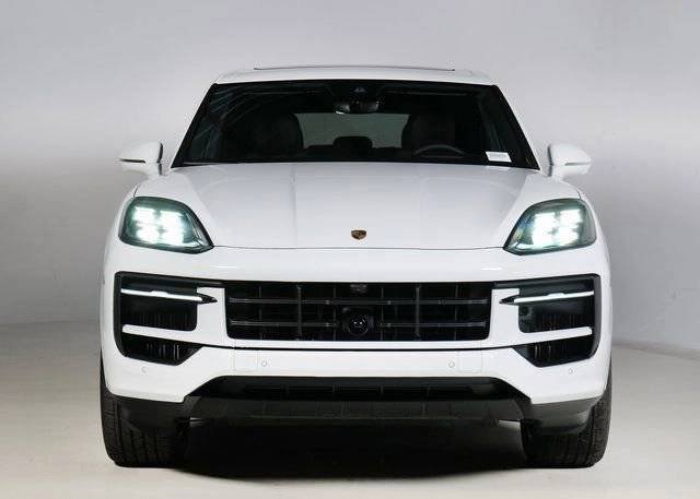 Certified Used 2026 White Porsche  image 6
