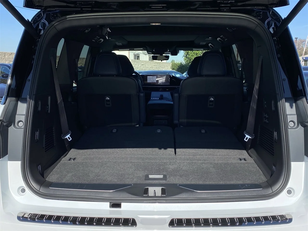 2026 INFINITI QX80 Sport - Photo 14