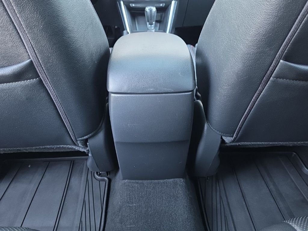 Used 2015 White Mazda Grand Touring image 27