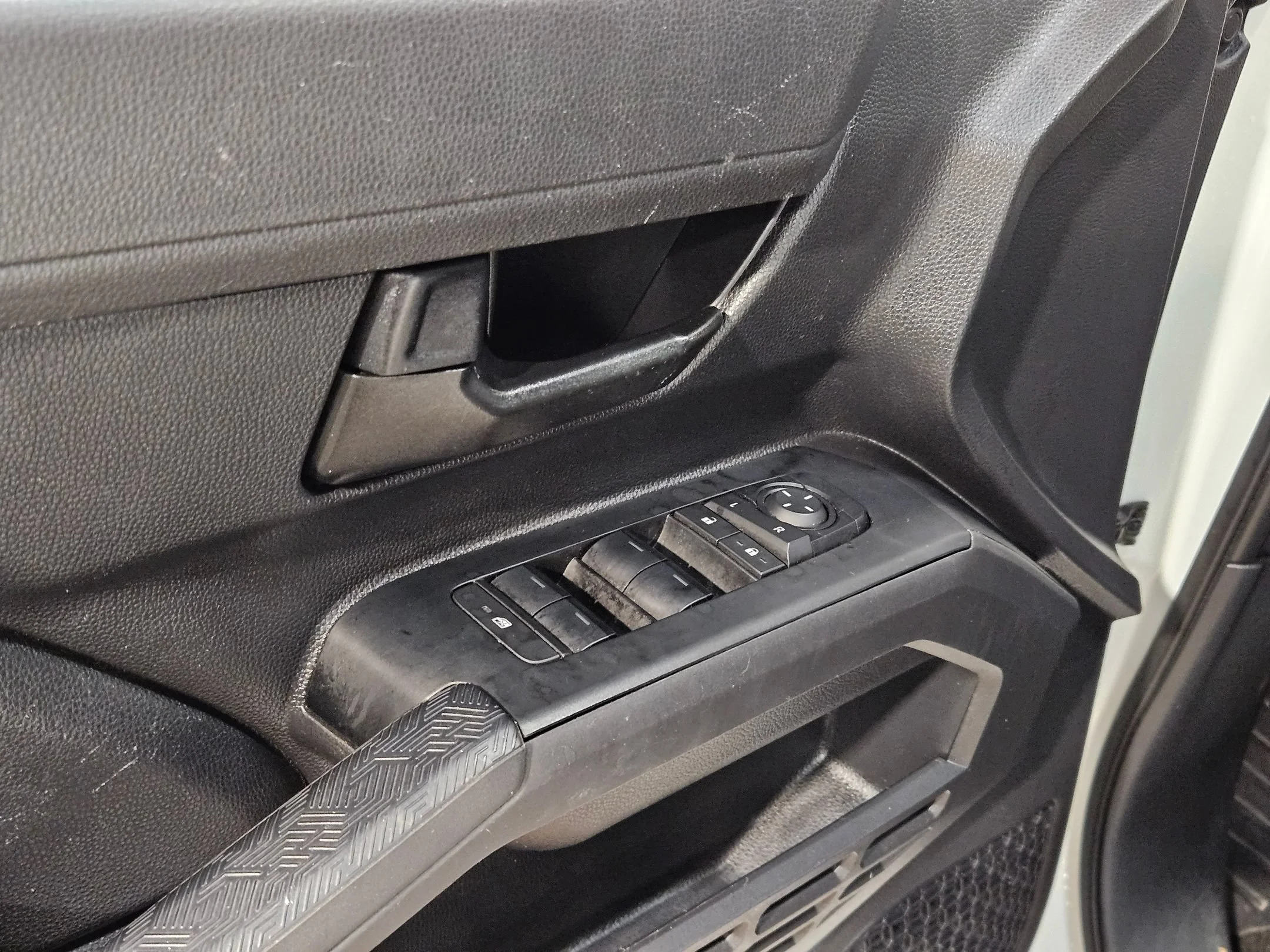 Used 2025 Ice Cap Toyota SR5 image 21