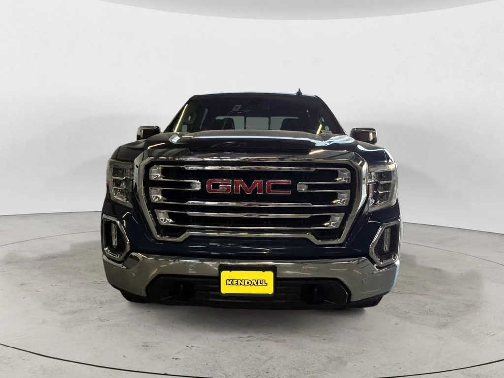 Used 2019 Blue GMC SLT image 2