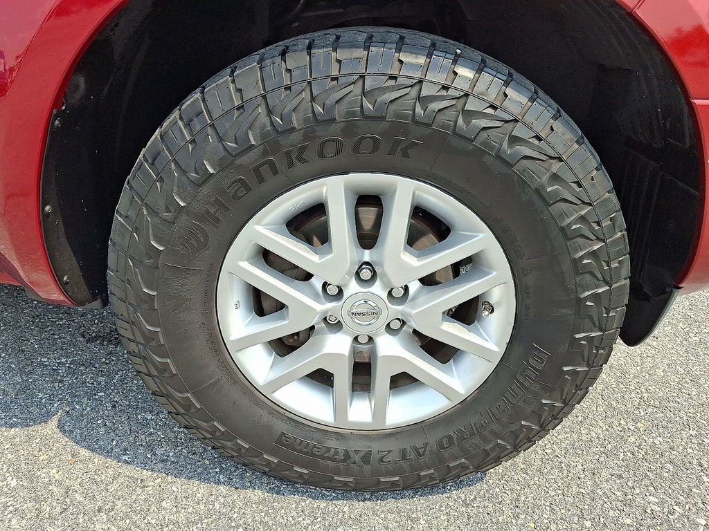 Used 2014 Red Nissan SV image 9
