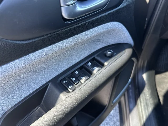 Used 2024 Gray Jeep Latitude Lux image 17
