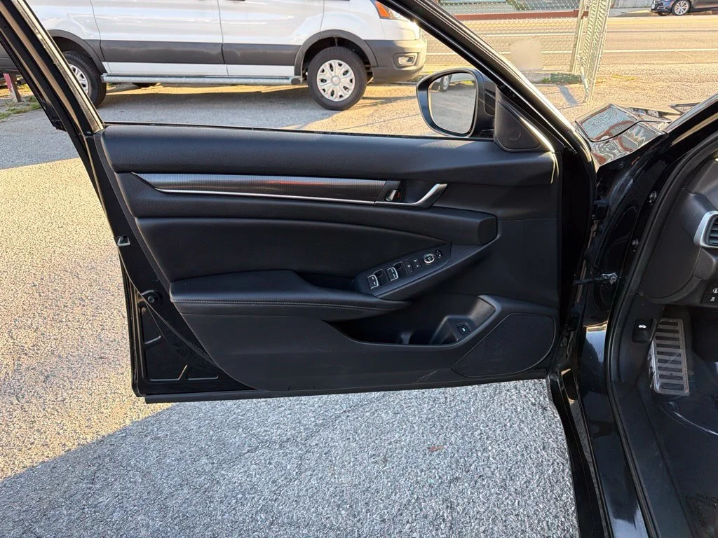 Used 2020 Black Honda Sport 2.0T image 25