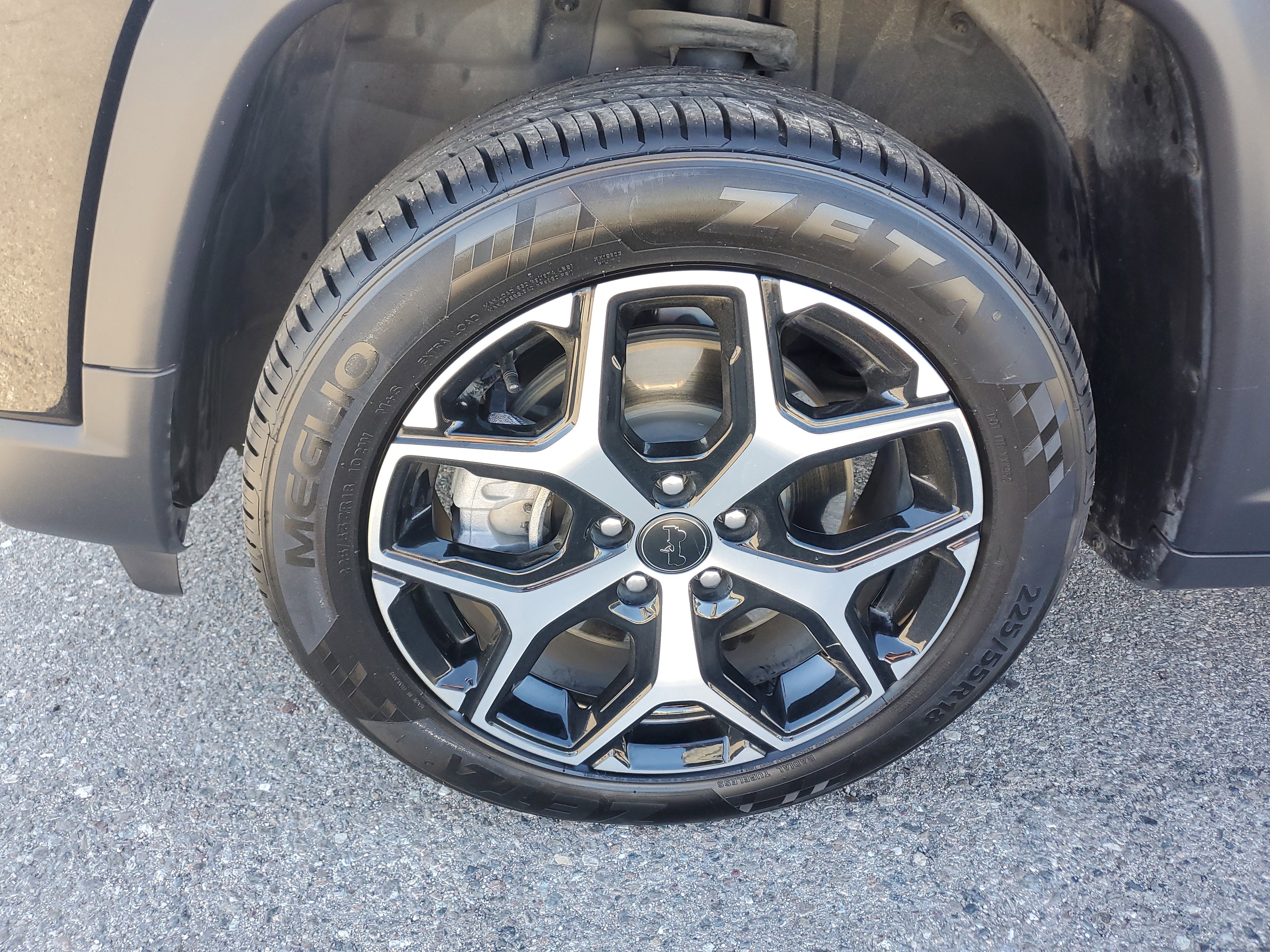 Certified Used 2025 Black Jeep Limited image 9