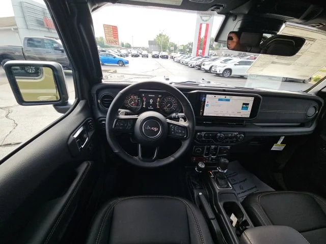 2025 Jeep Wrangler 4-Door Rubicon 392 Final Edition - Photo 31