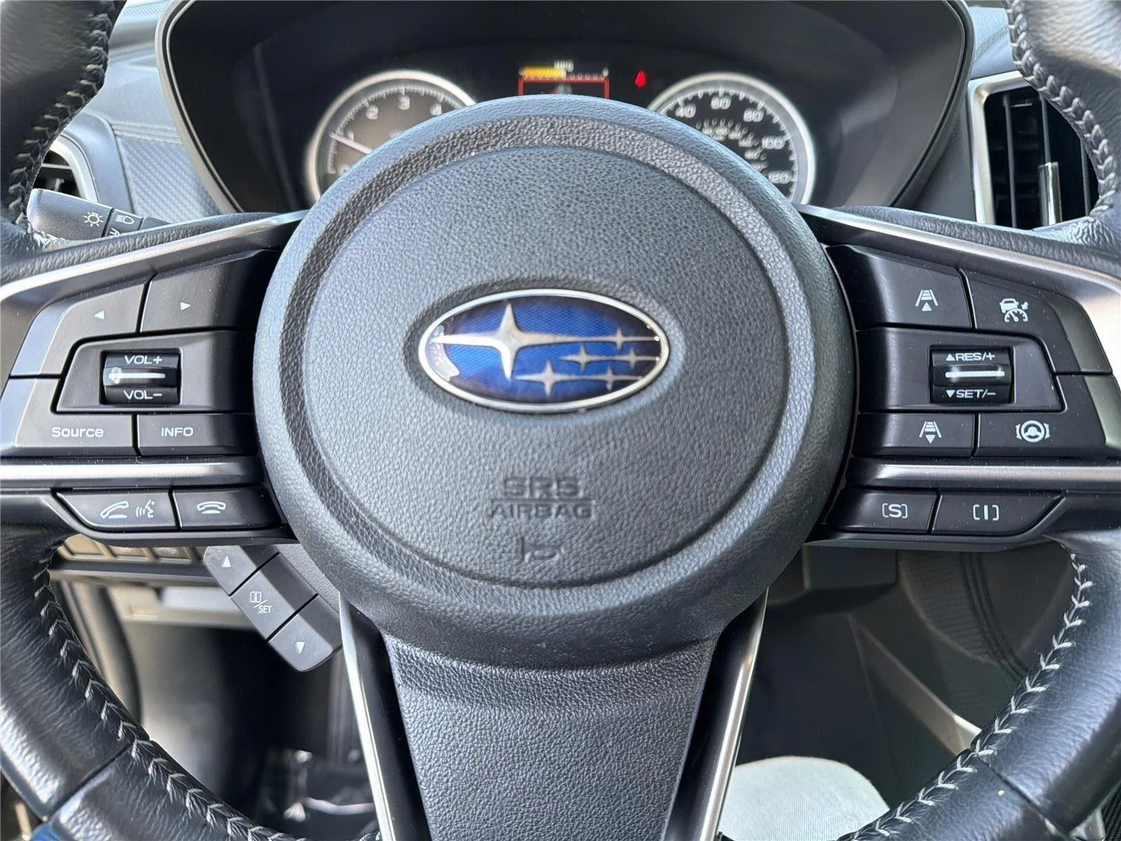 Used 2022  SUBARU 2.5IPREM image 19