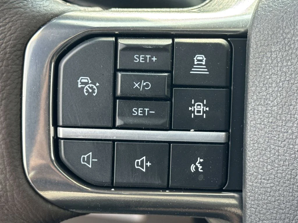 New 2026 Gray Ford King Ranch image 25