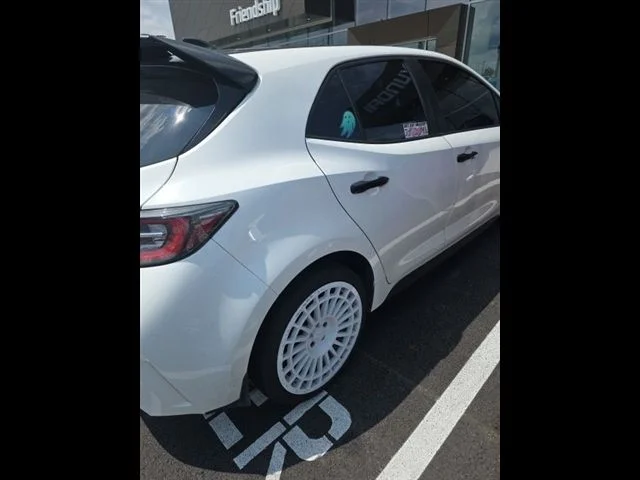 Used 2022 White Toyota SE Nightshade Edition image 22