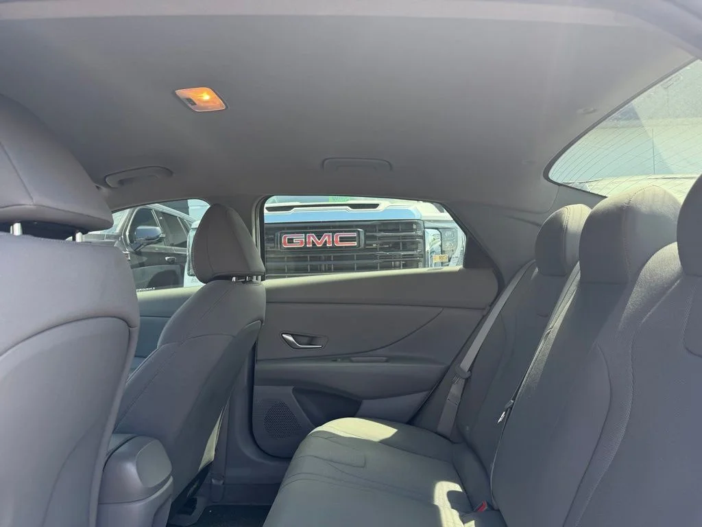 Used 2024 White Hyundai SE image 11