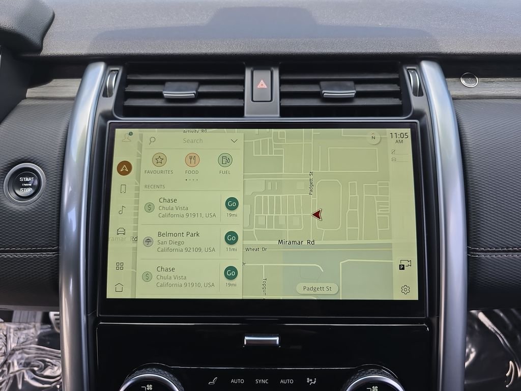 Used 2023 Black Land Rover S R-Dynamic image 24
