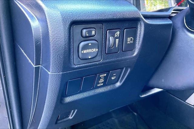 Certified Used 2023 MAGNETIC GRAY MET. Toyota  image 32