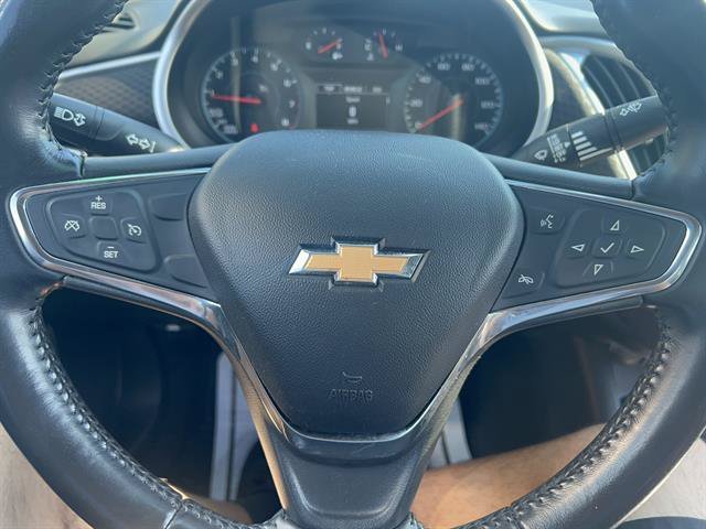 Used 2021 SILVER ICE METALLIC Chevrolet RS image 17
