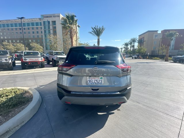 Certified Used 2023 Gun Metallic Nissan SV image 6