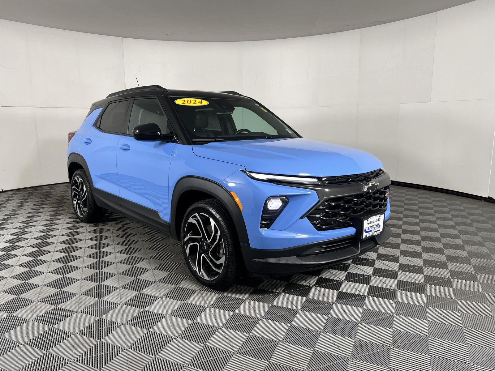 Used 2024 Fountain Blue Chevrolet RS image 35