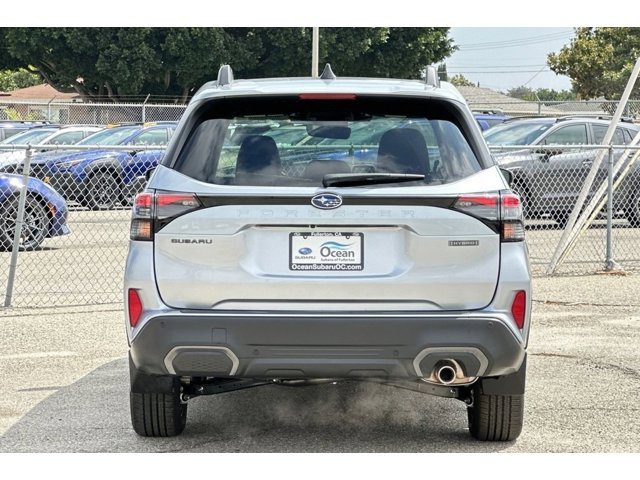 New 2026 ICE SILVER METALLIC Subaru Limited Hybrid image 8