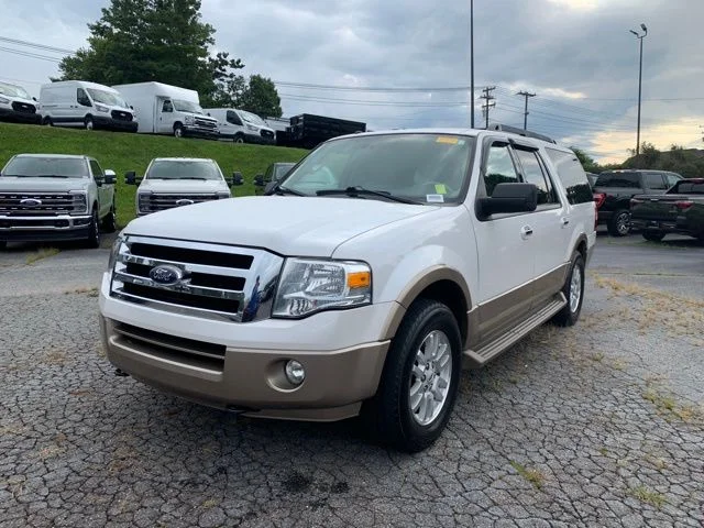 Used 2014 White Platinum Tri-Coat Metallic Ford XLT image 4
