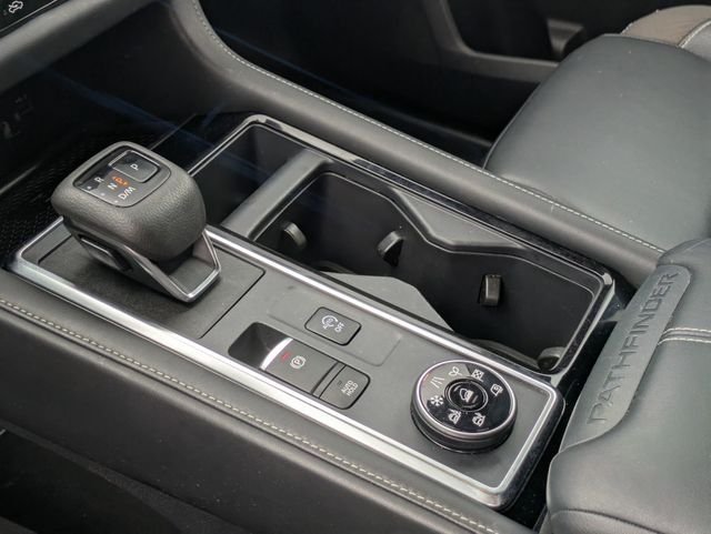 Used 2023 Black Nissan SL image 19