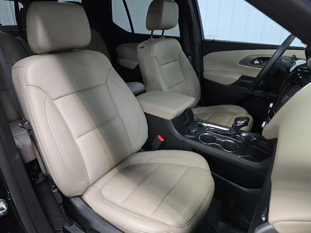 Used 2023 Black Chevrolet LT Leather image 14