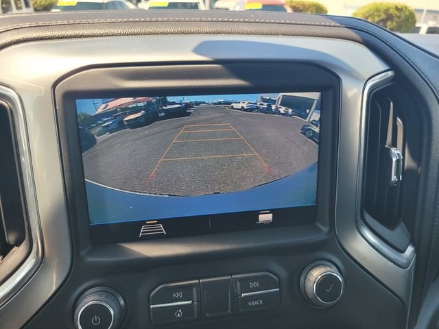 Used 2022 White Chevrolet LT image 21