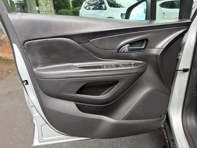 Used 2022 Quicksilver Metallic Buick Preferred image 10