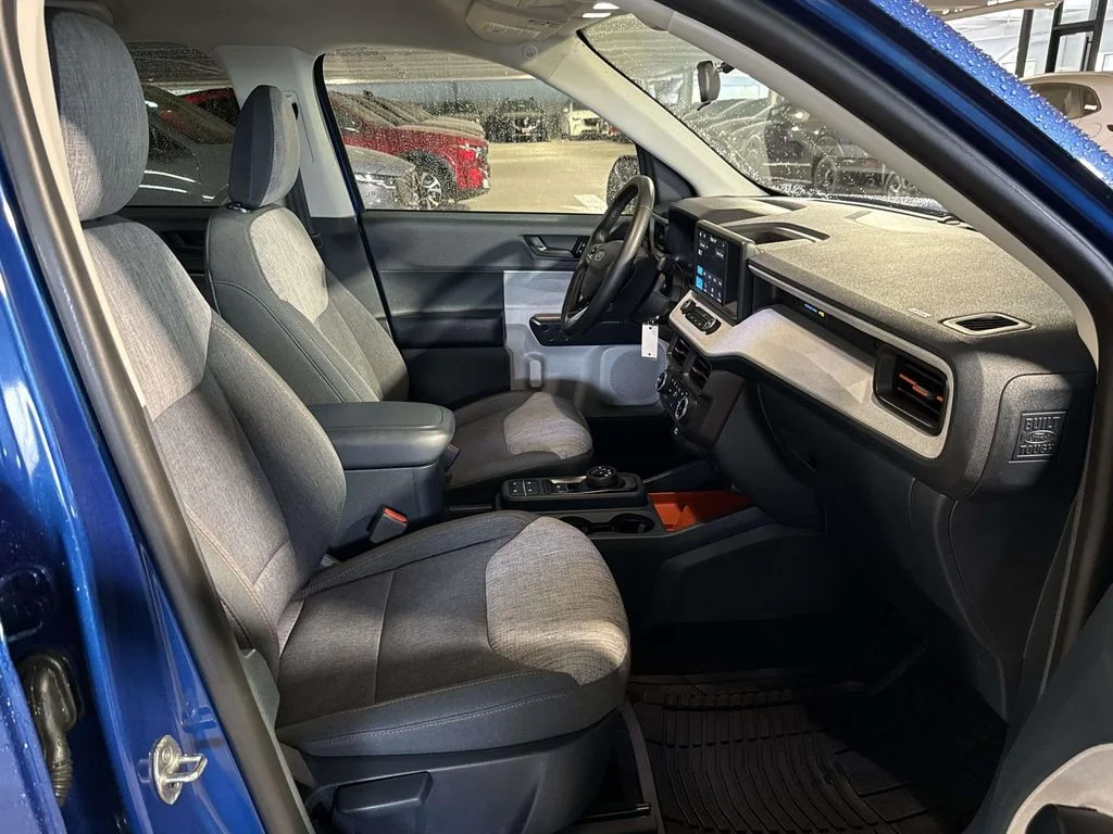 Used 2023 Blue Ford XLT image 15