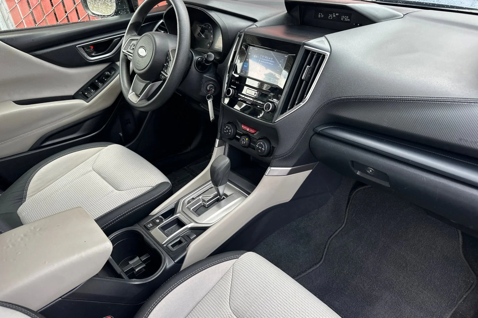 Used 2019 Horizon Blue Pearl Subaru Base image 16