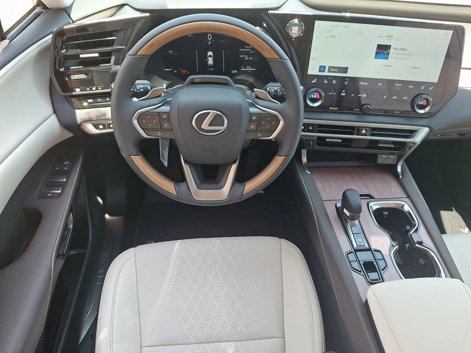2026 Lexus RX 350 Premium - Photo 9