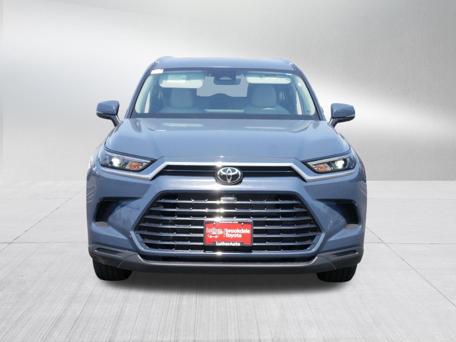 Certified 2026 Toyota Grand Highlander XLE with VIN 5TDAAAB55TS121706 for sale in Brooklyn Center, Minnesota