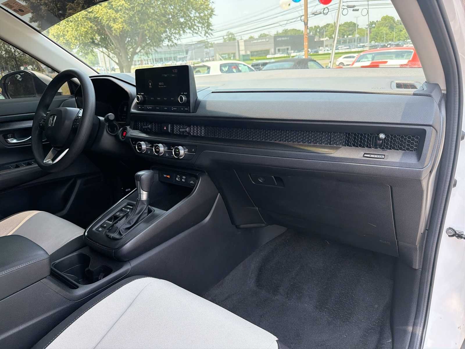 Used 2025 Platinum White Pearl Honda EX image 16