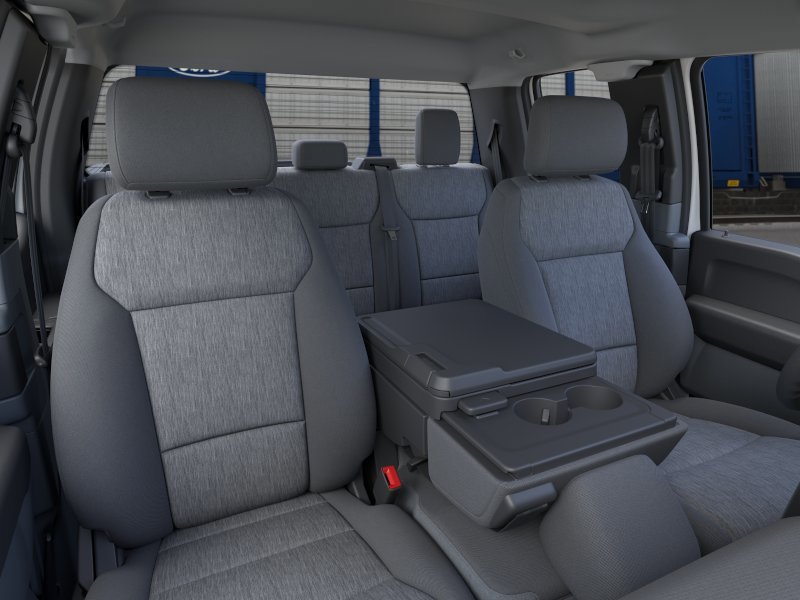 New 2026 Oxford White Ford XL image 4