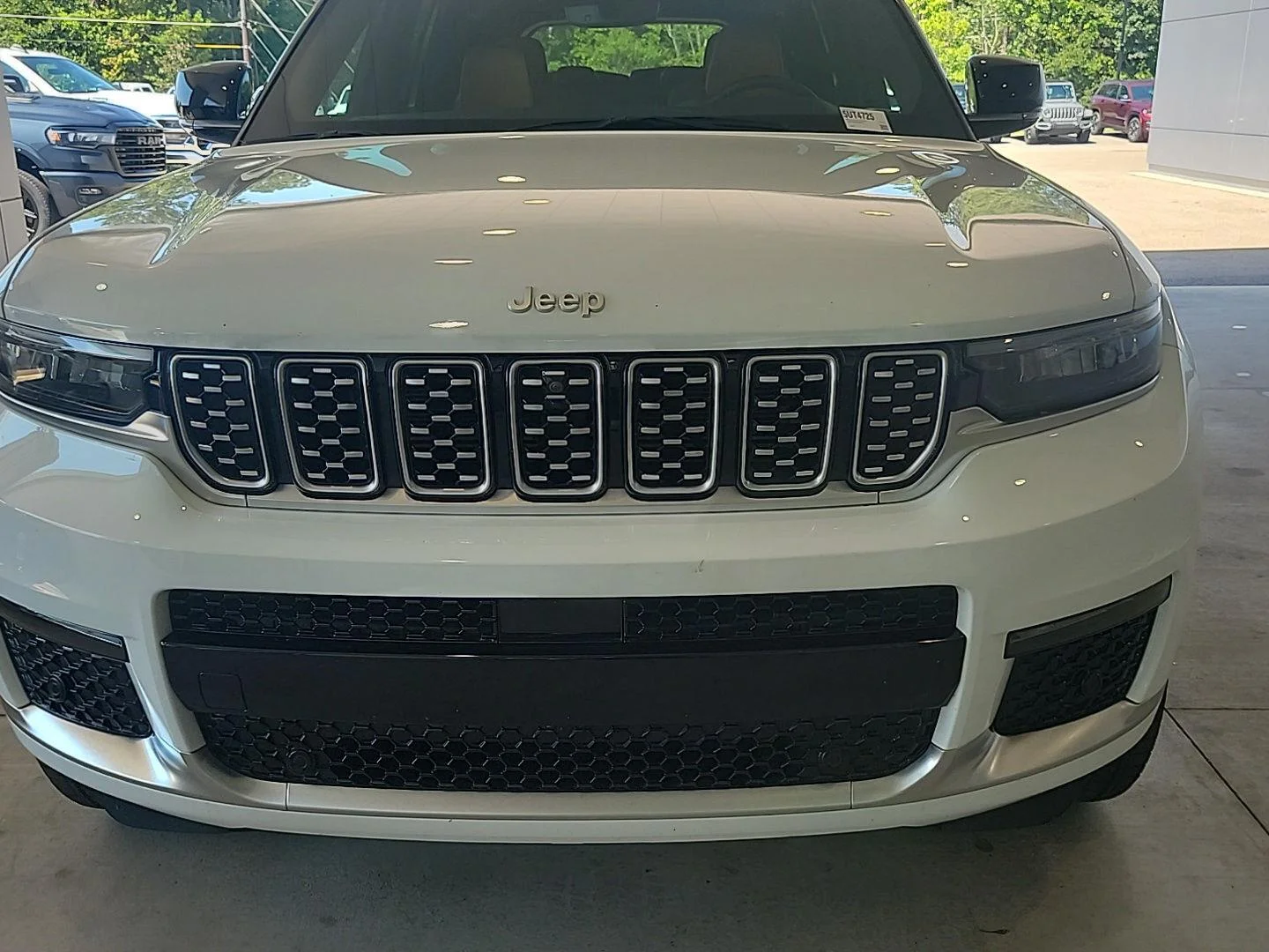 Used 2025 Bright White Clearcoat Jeep Summit Reserve image 30