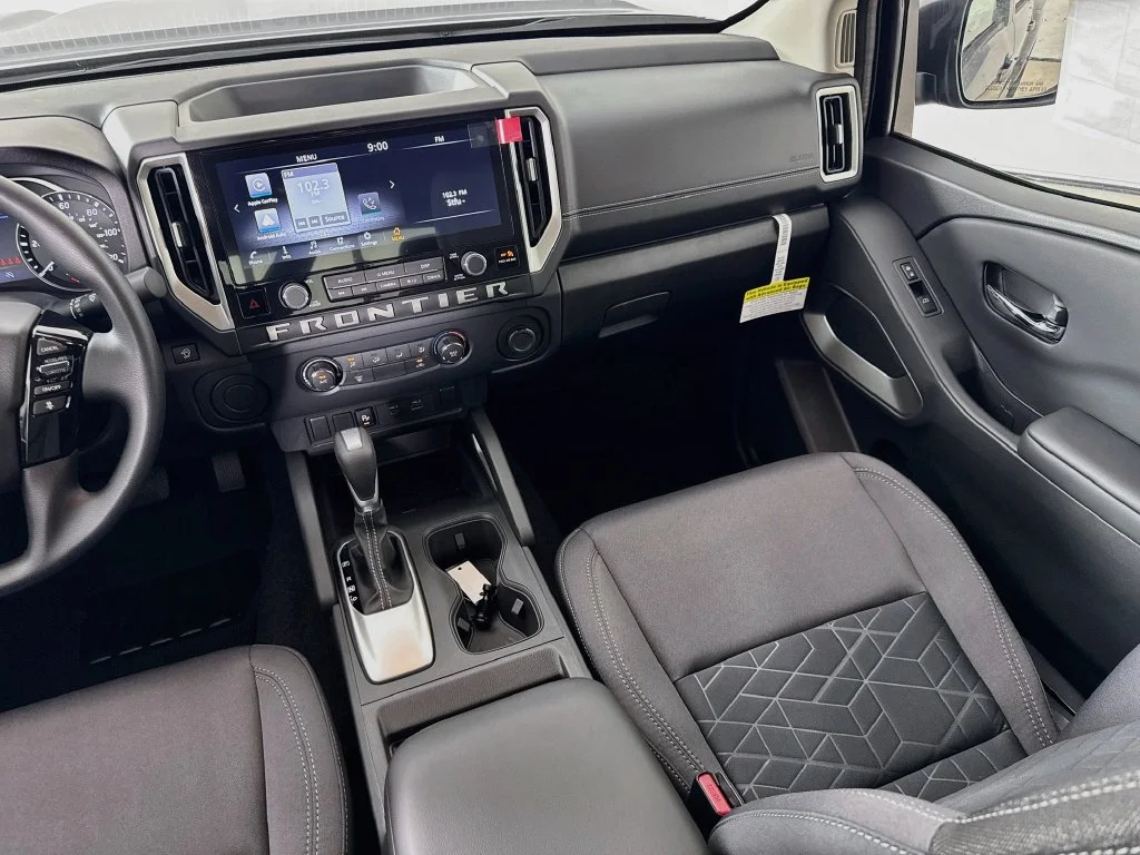 New 2027 Gray Nissan SV image 26