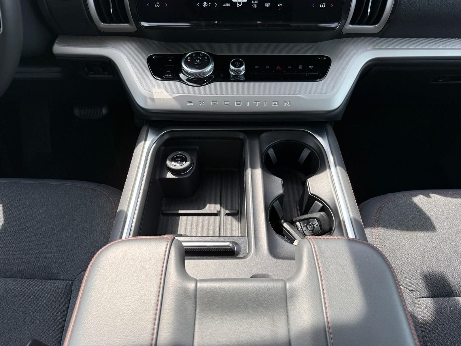Used 2025 White Ford Active image 16