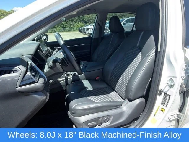 Used 2022 White Toyota SE image 20