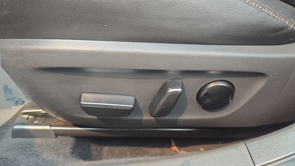 Used 2019 Red Mazda Preferred image 18