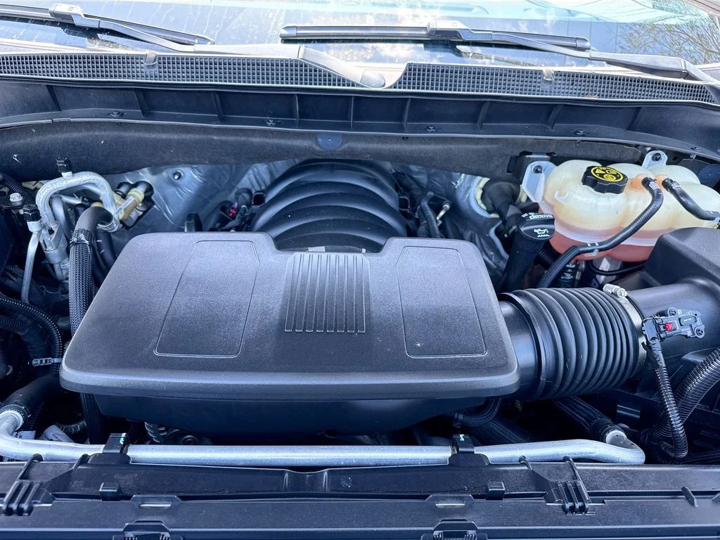 2022 Chevrolet Suburban RST - Photo 27