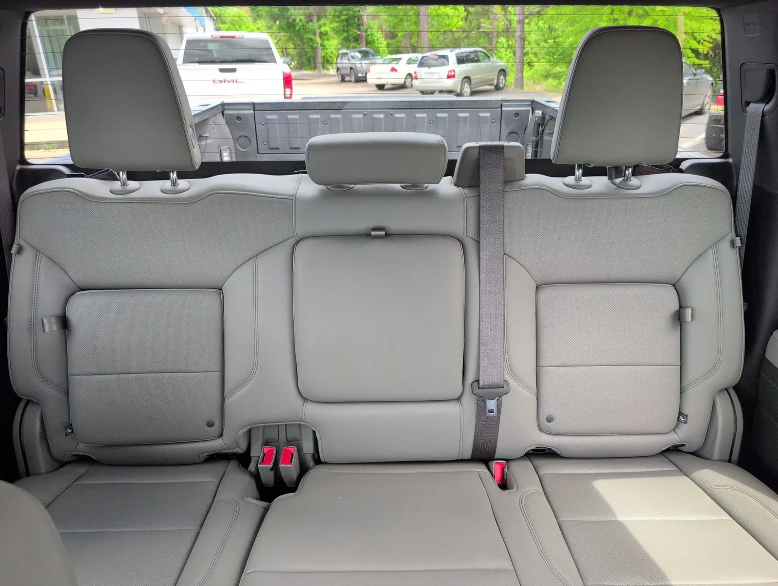 Used 2023 Titanium Rush Metallic GMC SLT image 28