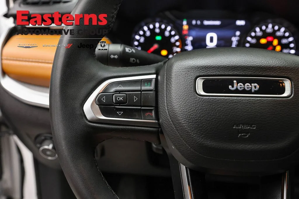 Used 2025 White Jeep Limited image 15