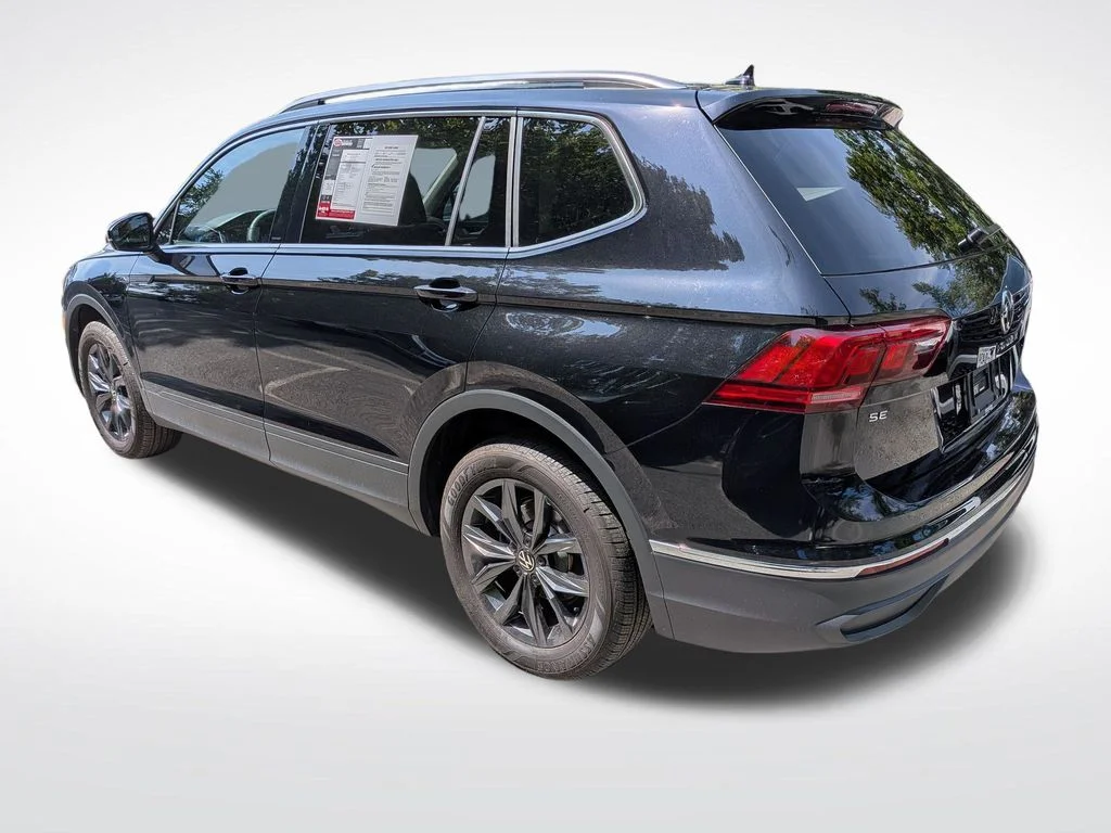Used 2023 Black Volkswagen 2.0T SE image 6
