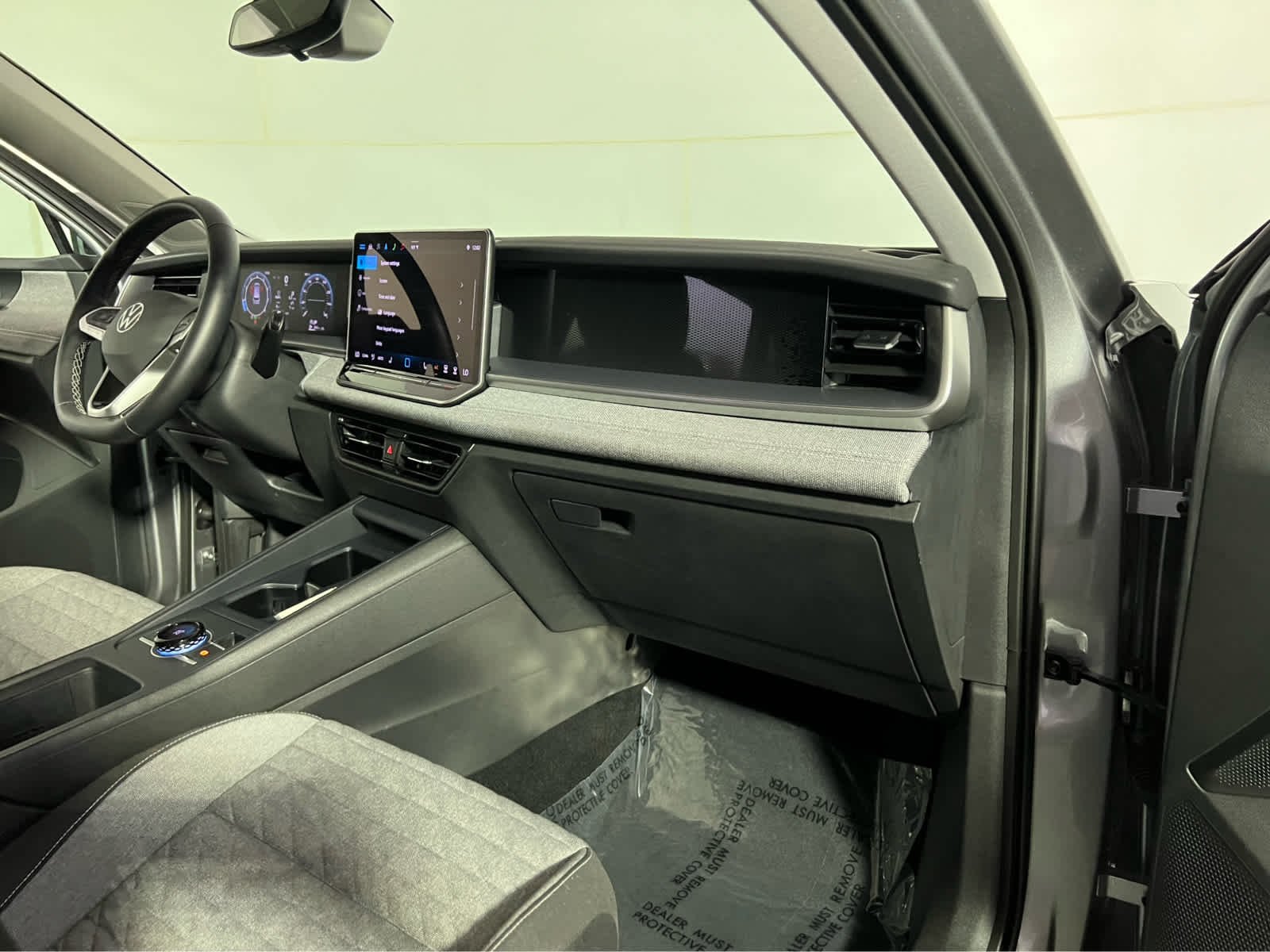 Used 2025 Pyrite Silver Metallic Volkswagen S image 28