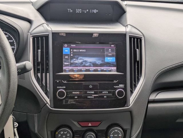 Used 2020 White Subaru Base image 15