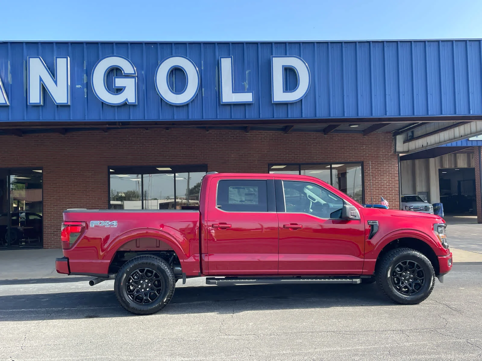New 2026 Ruby Red Metallic Tinted Clearcoat Ford XLT image 5