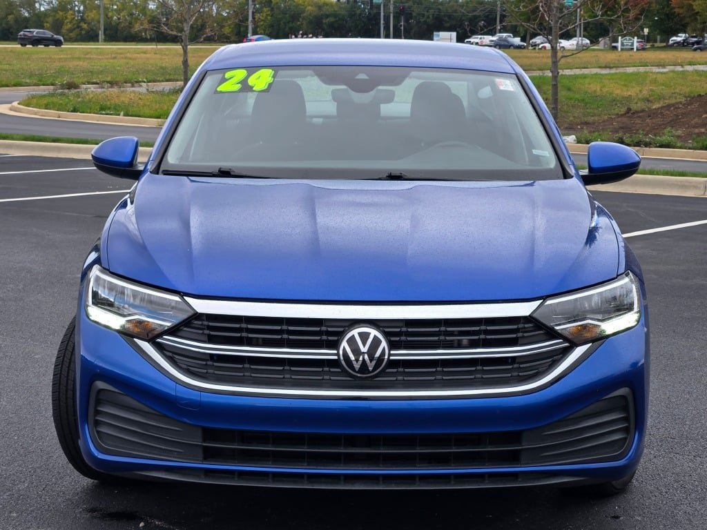 Used 2024 Volkswagen Jetta S with VIN 3VW5M7BU9RM070235 for sale in Plano, IL