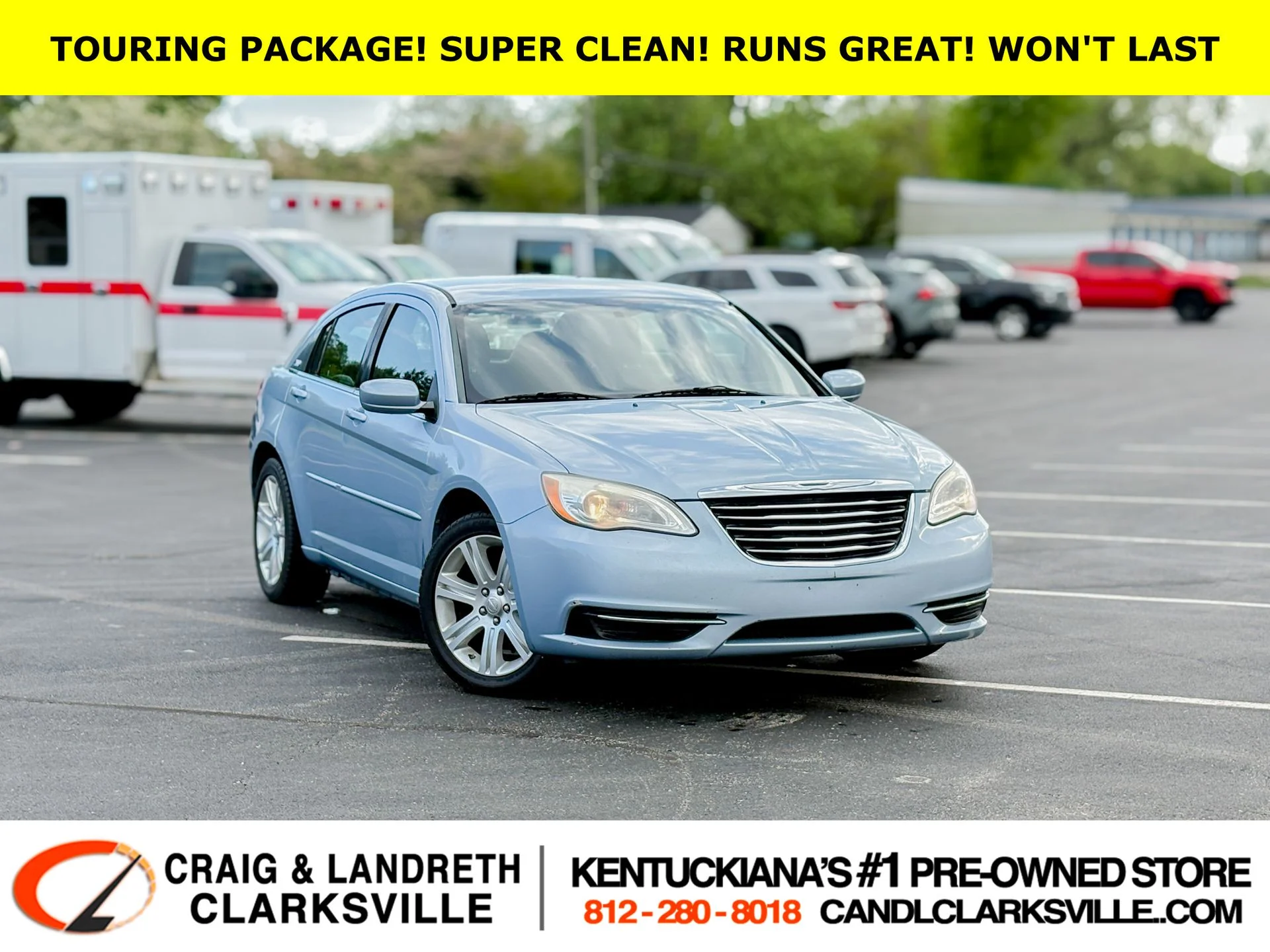 2013 Chrysler 200 Touring's photo